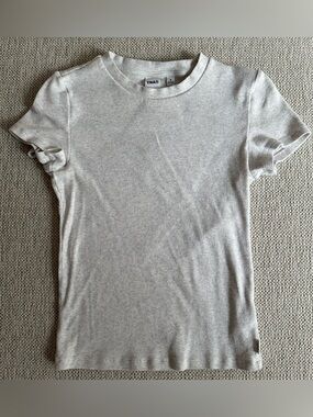 ARITZIA TNA Ribbed Tee